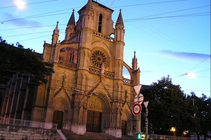 Basilica de Notre Dame - Foto: Julian Mendez (Licen